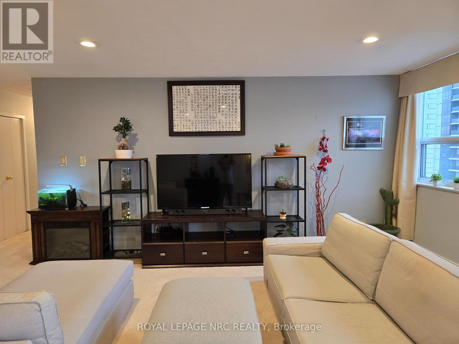Ph 8 - 35 Towering Heights Boulevard, St. Catharines, Ontario  L2T 3G8 - Photo 14 - X14027582