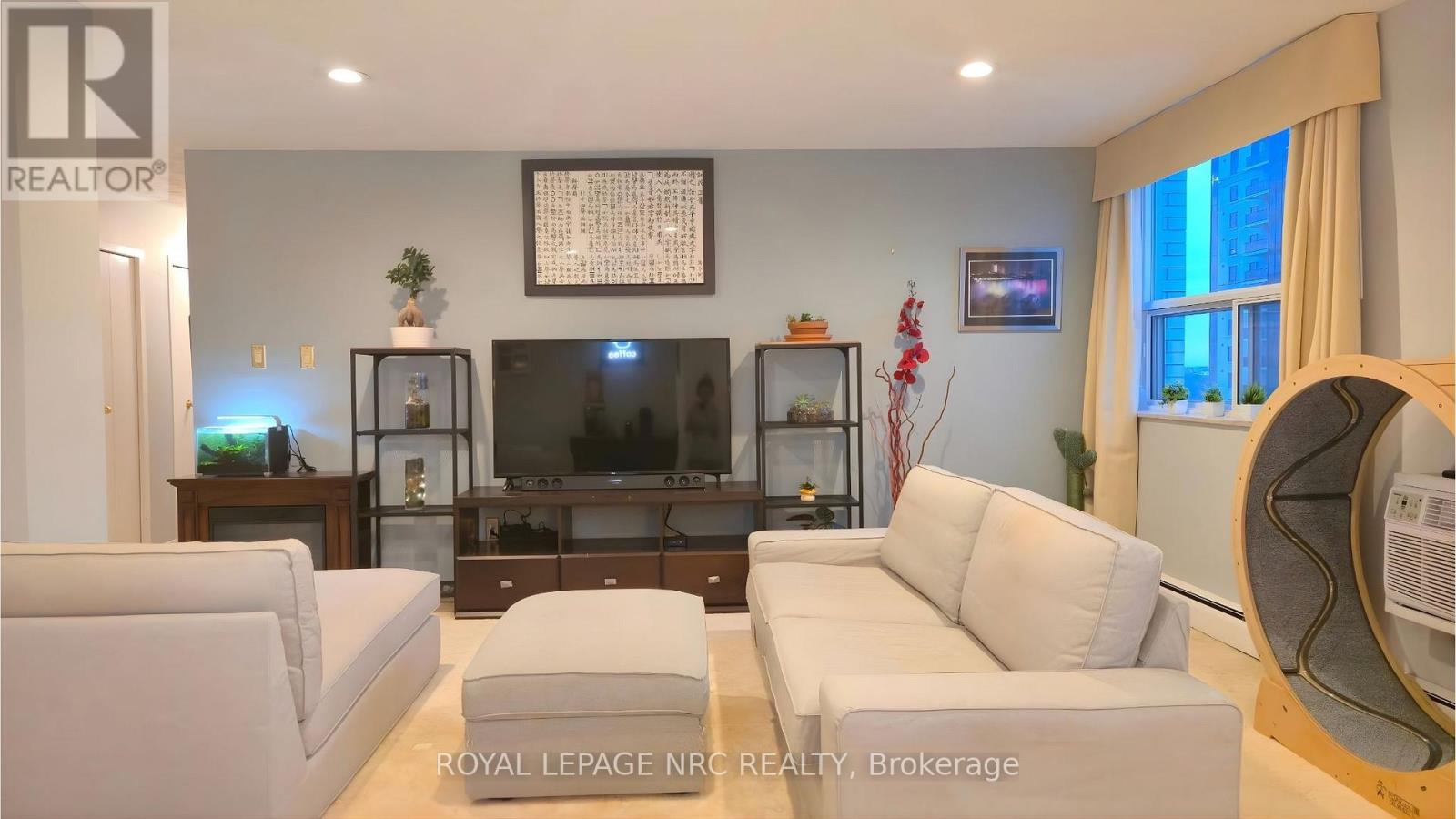 Ph 8 - 35 Towering Heights Boulevard, St. Catharines, Ontario  L2T 3G8 - Photo 3 - X14027582
