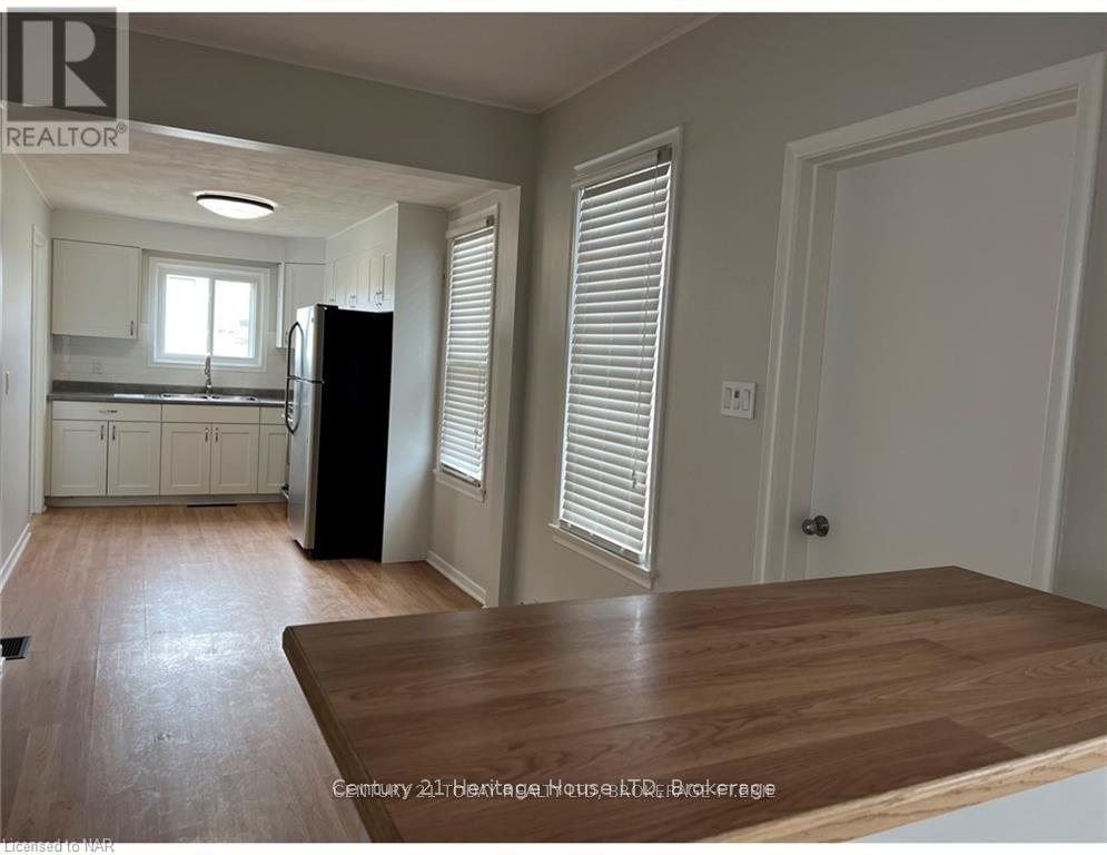 Lower - 61 Phipps Street, Fort Erie, Ontario  L2A 2V3 - Photo 6 - X14027840