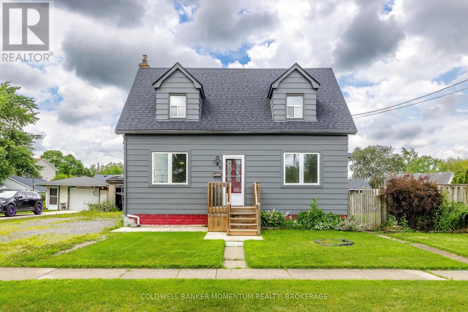 109 Santone Avenue, Welland, Ontario  L3C 2J5 - Photo 2 - X14027862