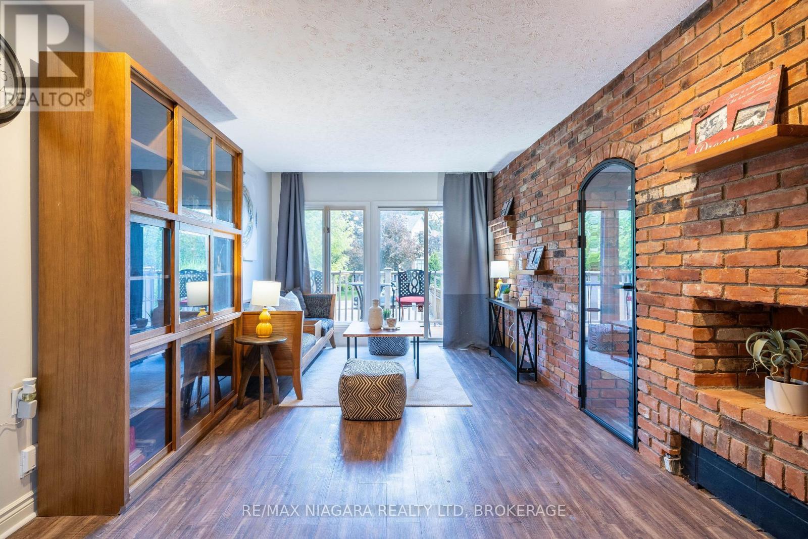 38 Yonge Boulevard, Toronto, Ontario  M5M 3G5 - Photo 11 - C14028018