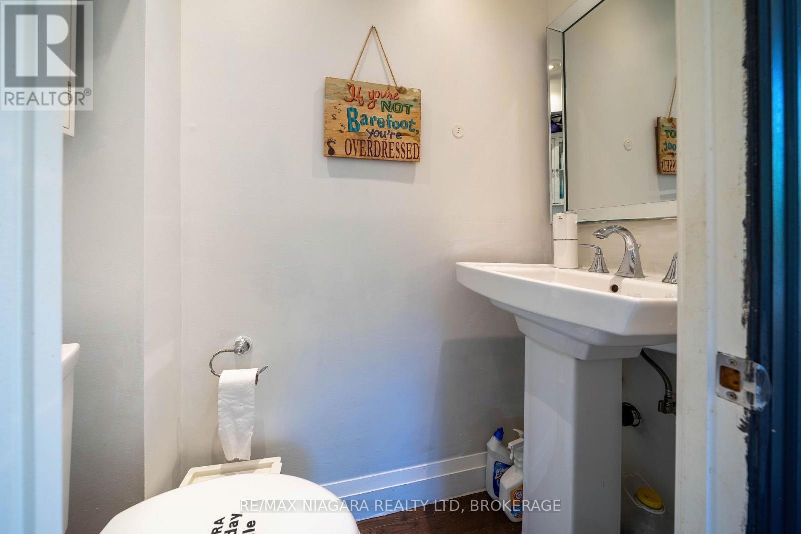 38 Yonge Boulevard, Toronto, Ontario  M5M 3G5 - Photo 22 - C14028018
