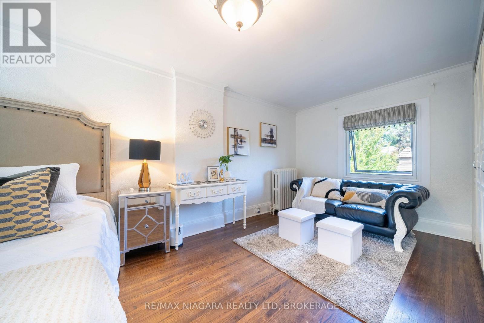 38 Yonge Boulevard, Toronto, Ontario  M5M 3G5 - Photo 33 - C14028018