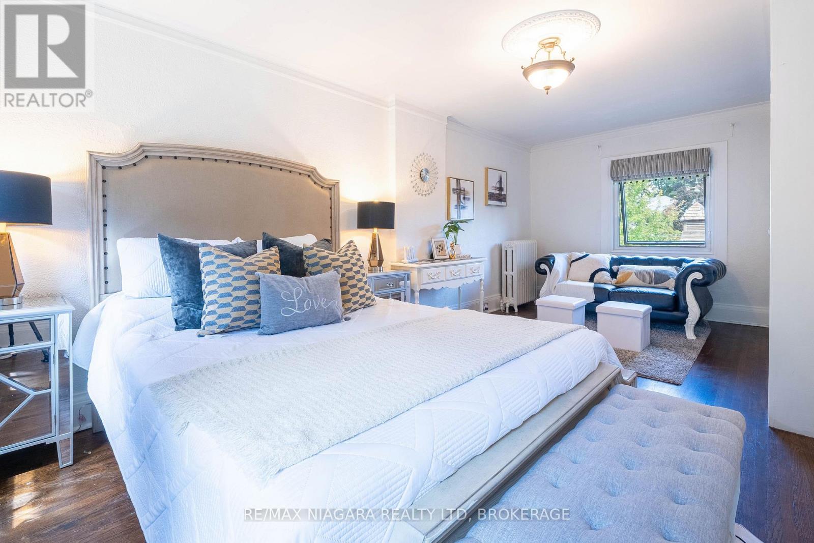 38 Yonge Boulevard, Toronto, Ontario  M5M 3G5 - Photo 34 - C14028018