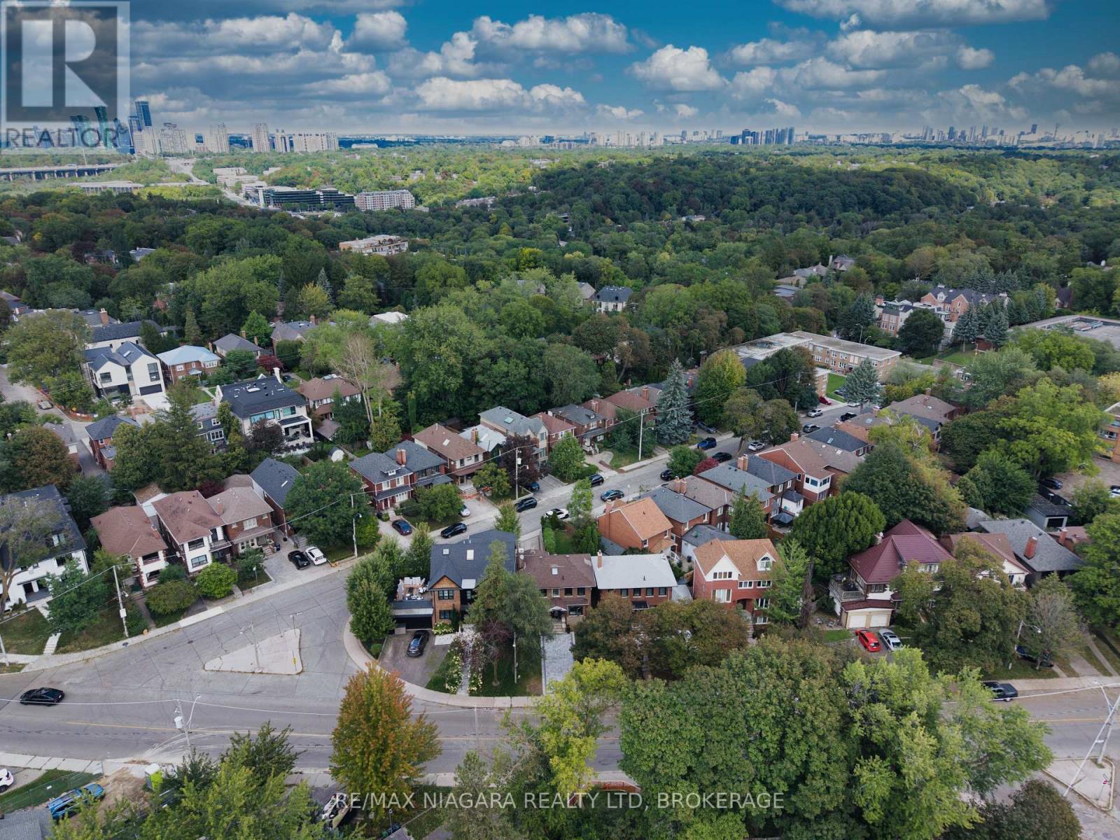 38 Yonge Boulevard, Toronto, Ontario  M5M 3G5 - Photo 47 - C14028018