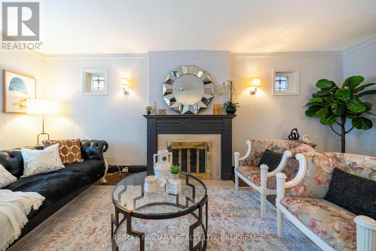 38 Yonge Boulevard, Toronto, Ontario  M5M 3G5 - Photo 8 - C14028018