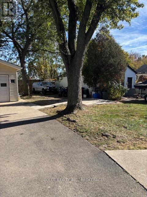 4354 Third Avenue, Niagara Falls, Ontario  L2E 4K6 - Photo 3 - X14027996