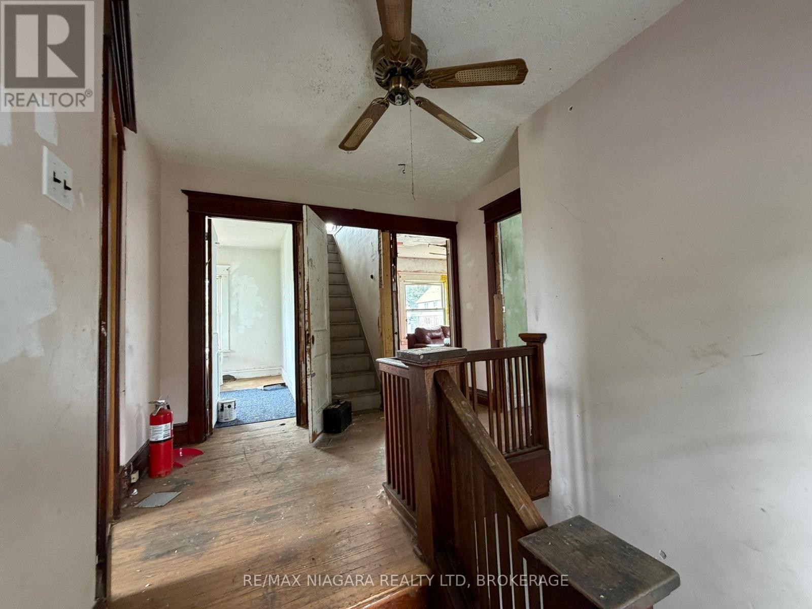 4445 John Street, Niagara Falls, Ontario  L2E 1A4 - Photo 13 - X14029052