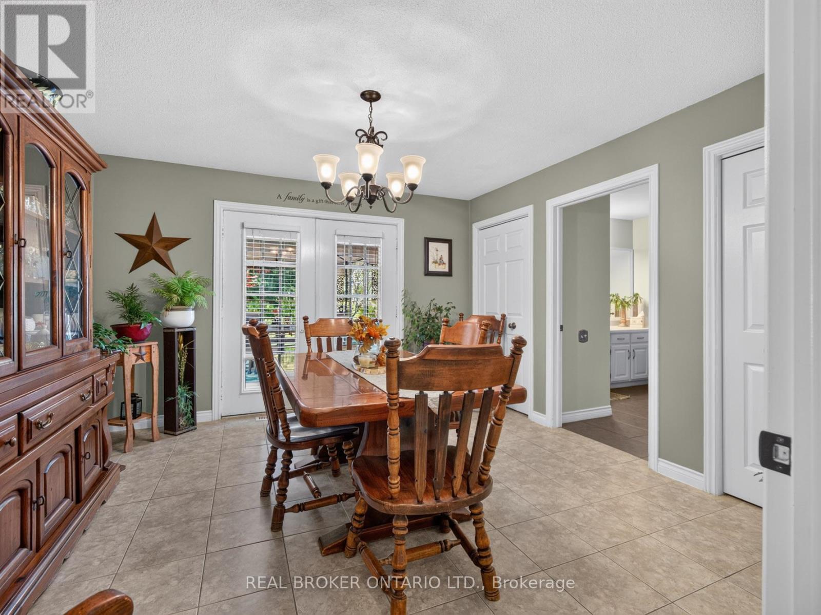 133 Leaside Drive, Welland, Ontario  L3C 6N4 - Photo 11 - X14029154
