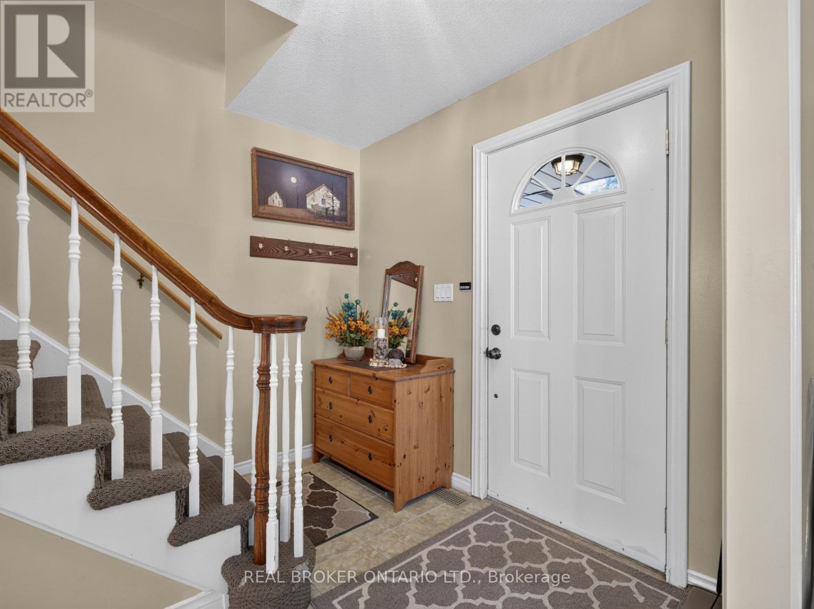 133 Leaside Drive, Welland, Ontario  L3C 6N4 - Photo 5 - X14029154
