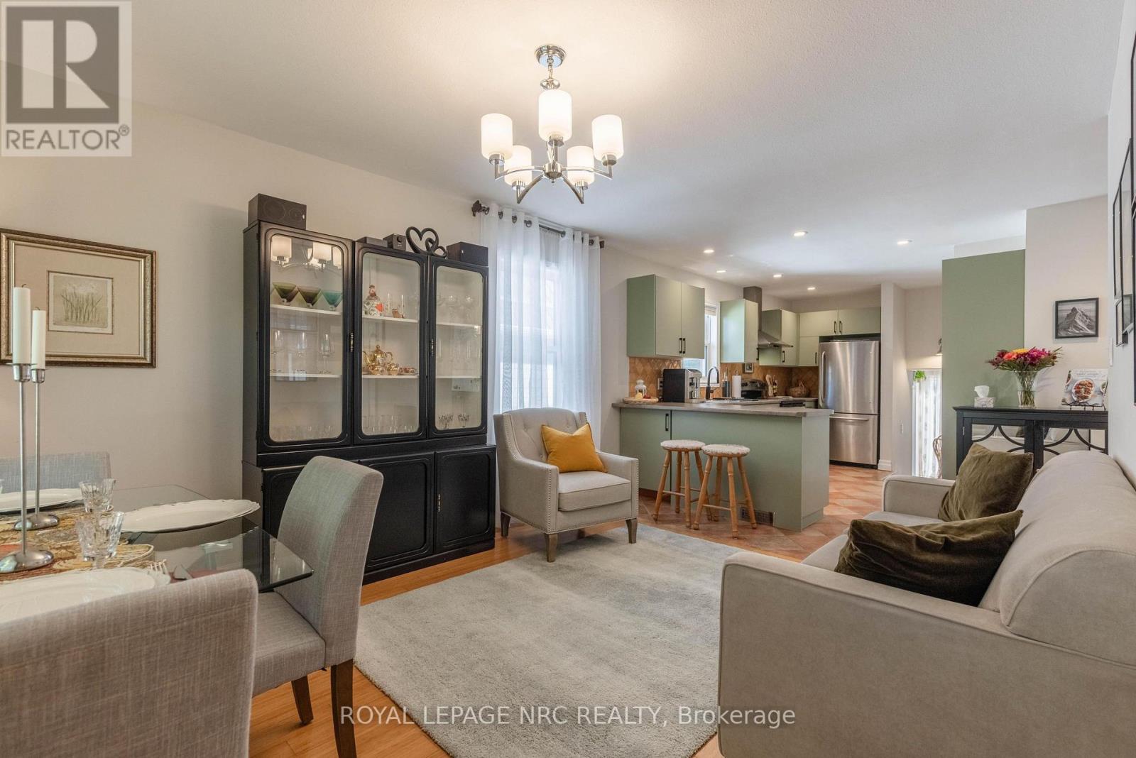 6496 Caswell Street, Niagara Falls, Ontario  L2J 1B9 - Photo 8 - X14029360