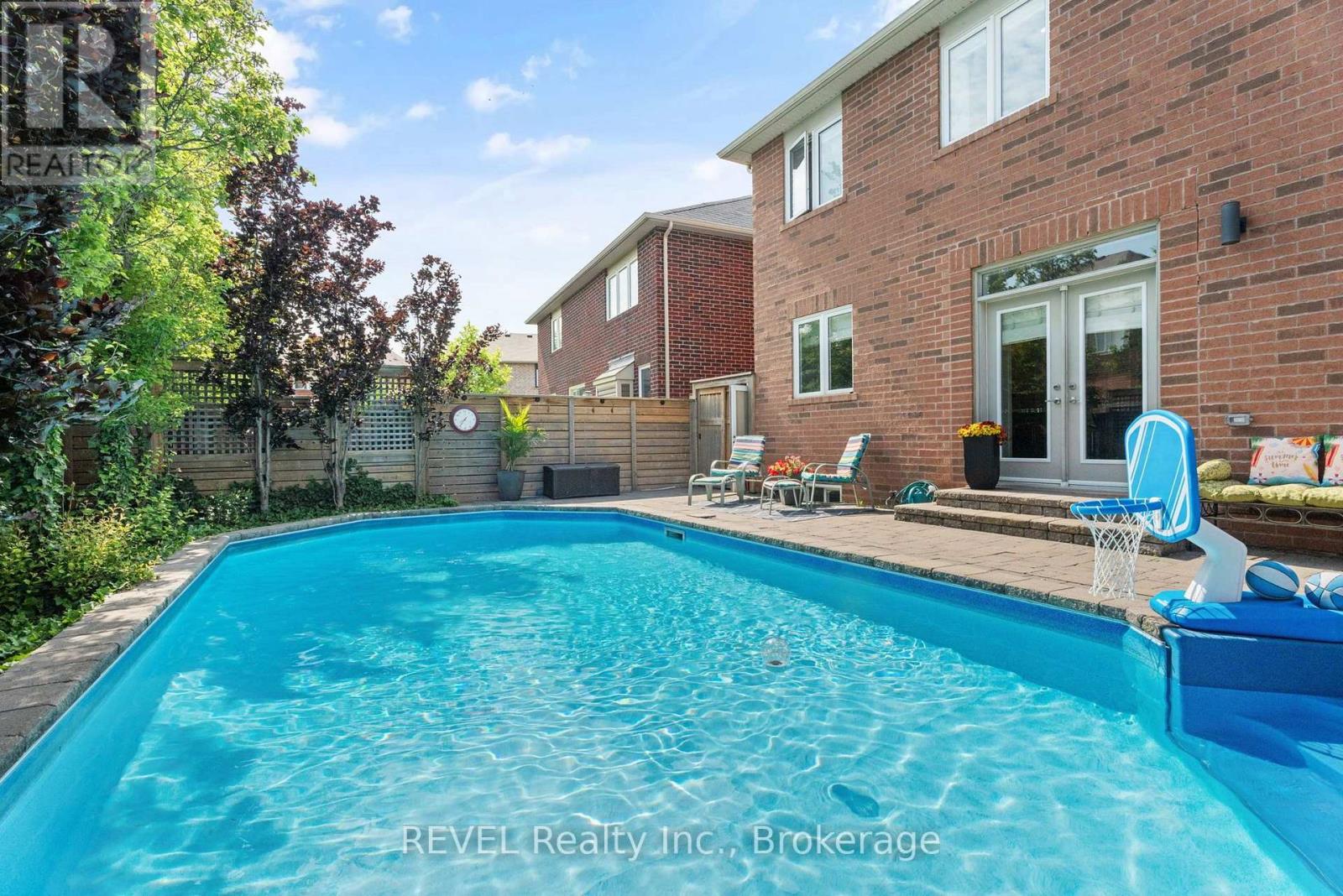 401 Schreyer Crescent, Milton, Ontario  L9T 7T2 - Photo 3 - W14029868