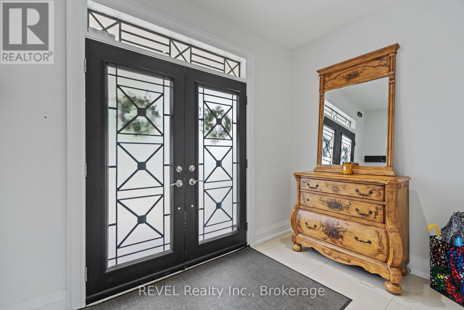 401 Schreyer Crescent, Milton, Ontario  L9T 7T2 - Photo 4 - W14029868