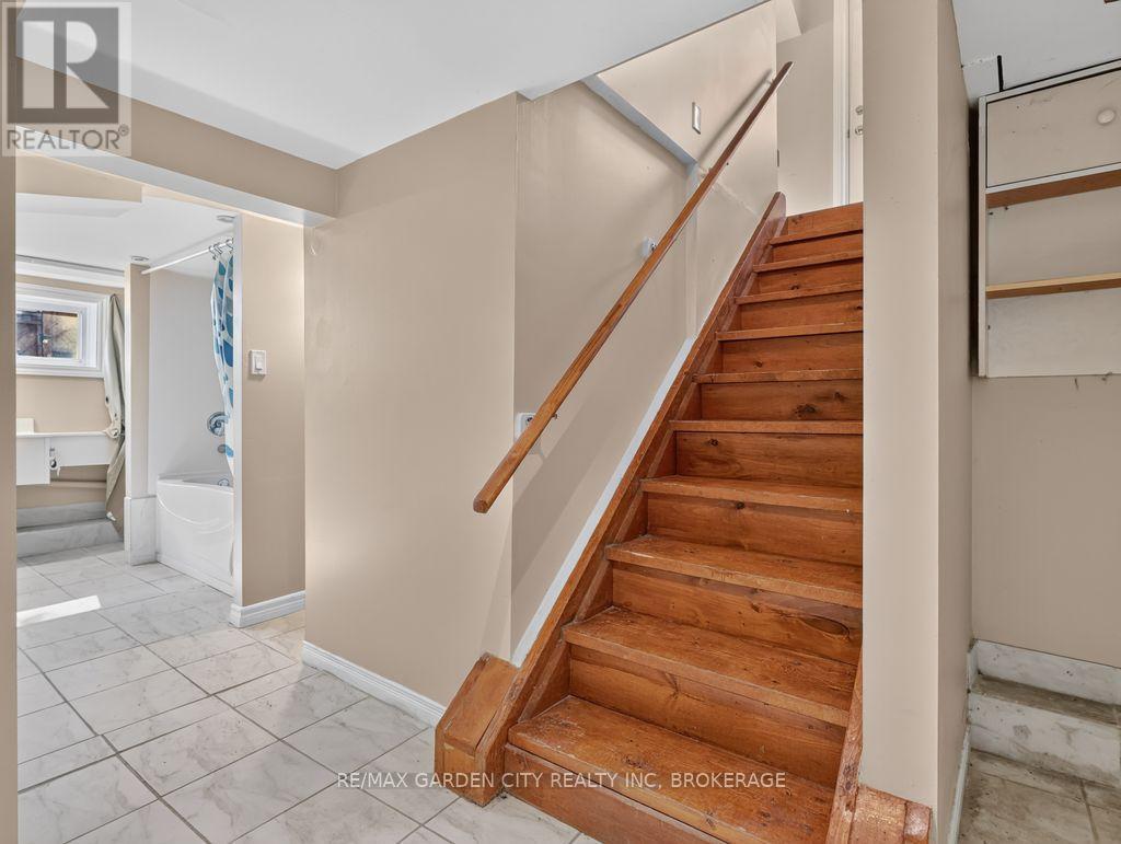 15 Rodman Street, St. Catharines, Ontario  L2R 5C9 - Photo 34 - X14029980