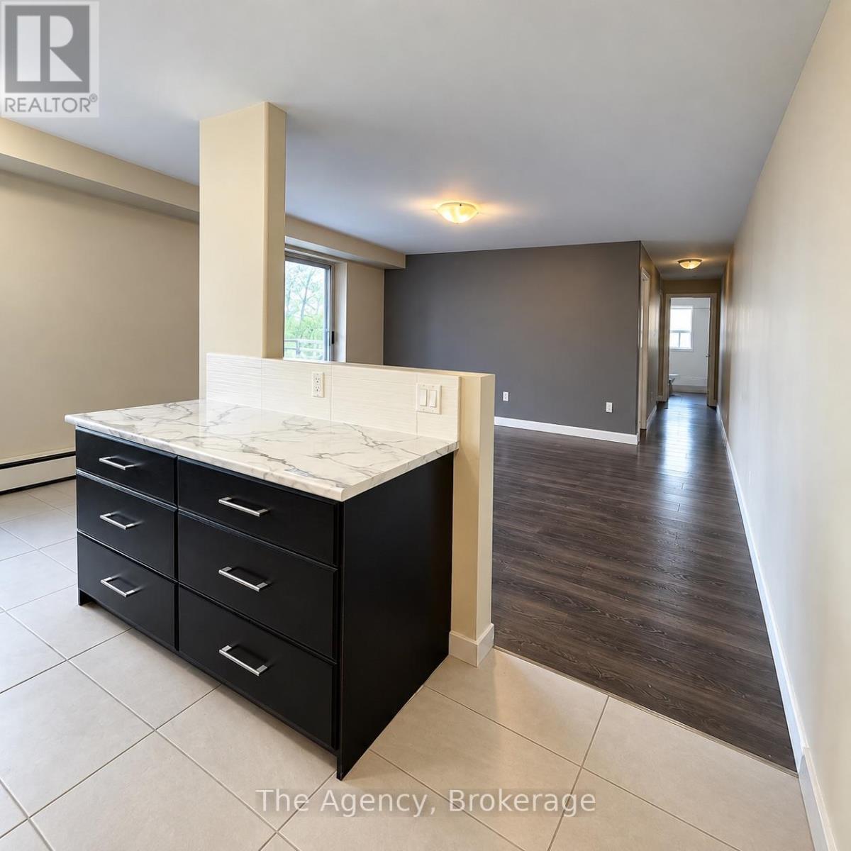 401 - 99 Church Street, St. Catharines, Ontario  L2R 3E1 - Photo 5 - X14030310