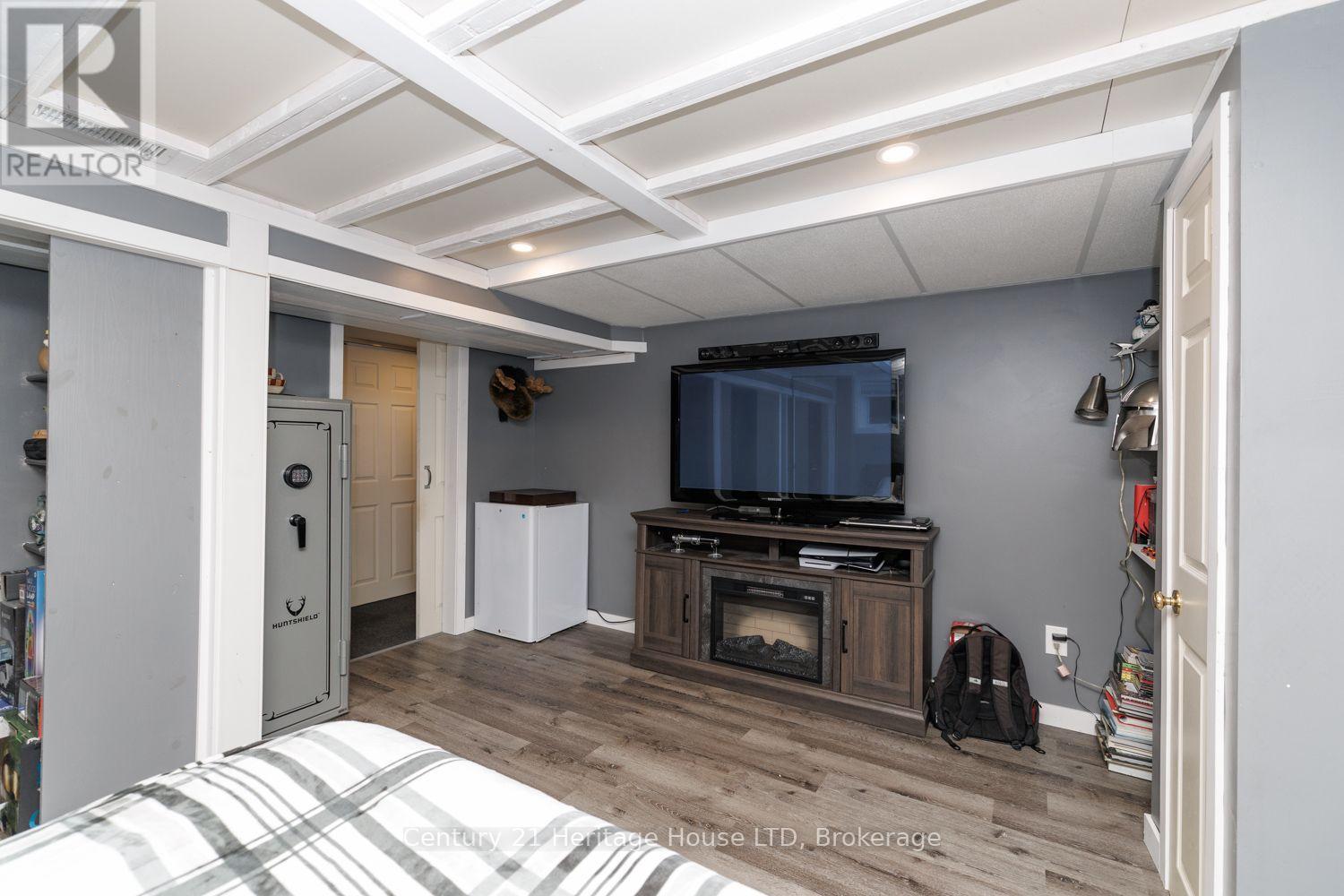 6 Greenock Circle, St. Catharines, Ontario  L2S 1B4 - Photo 32 - X14030434