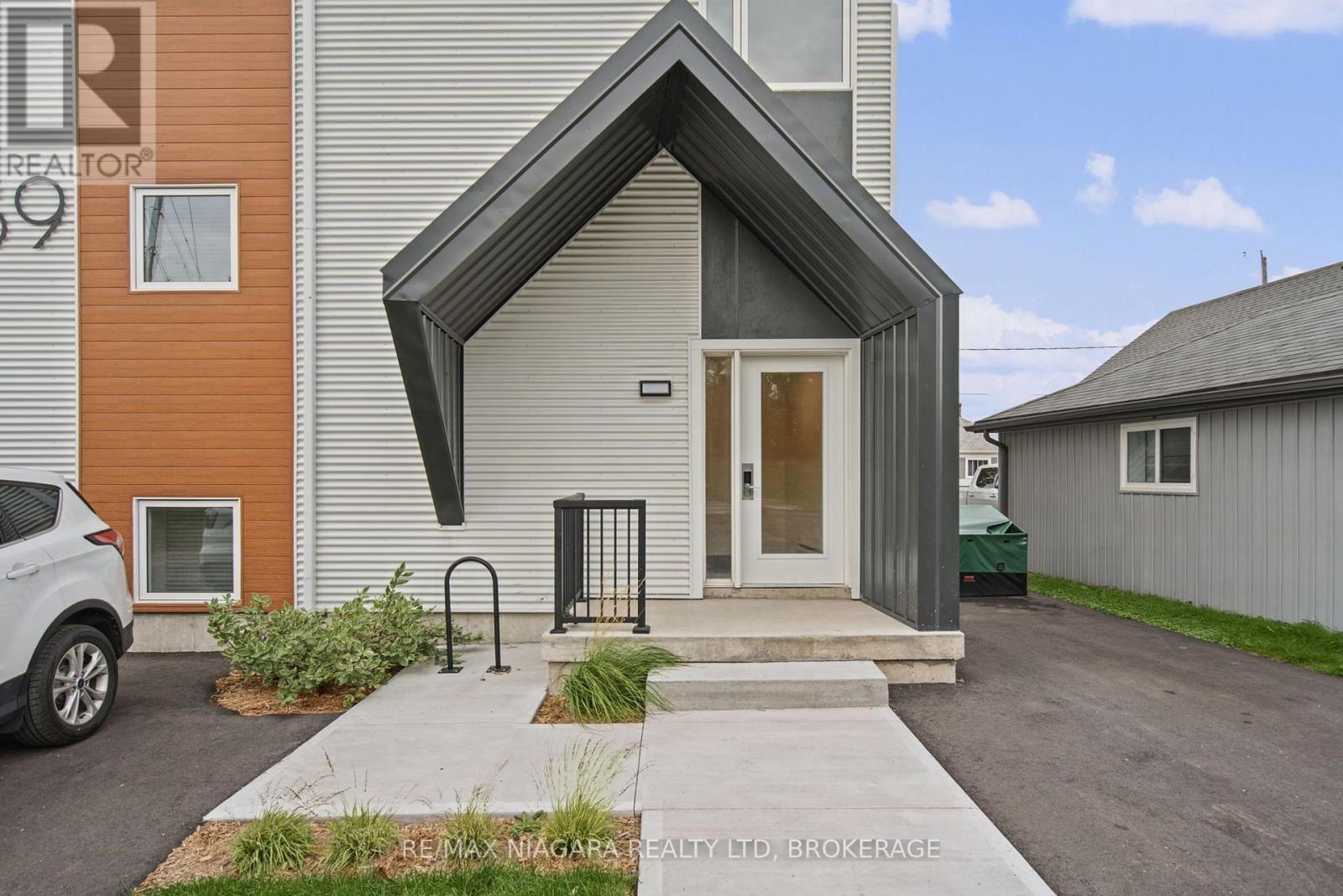 89 Sixth Street, Welland, Ontario  L3B 5A7 - Photo 10 - X14031176