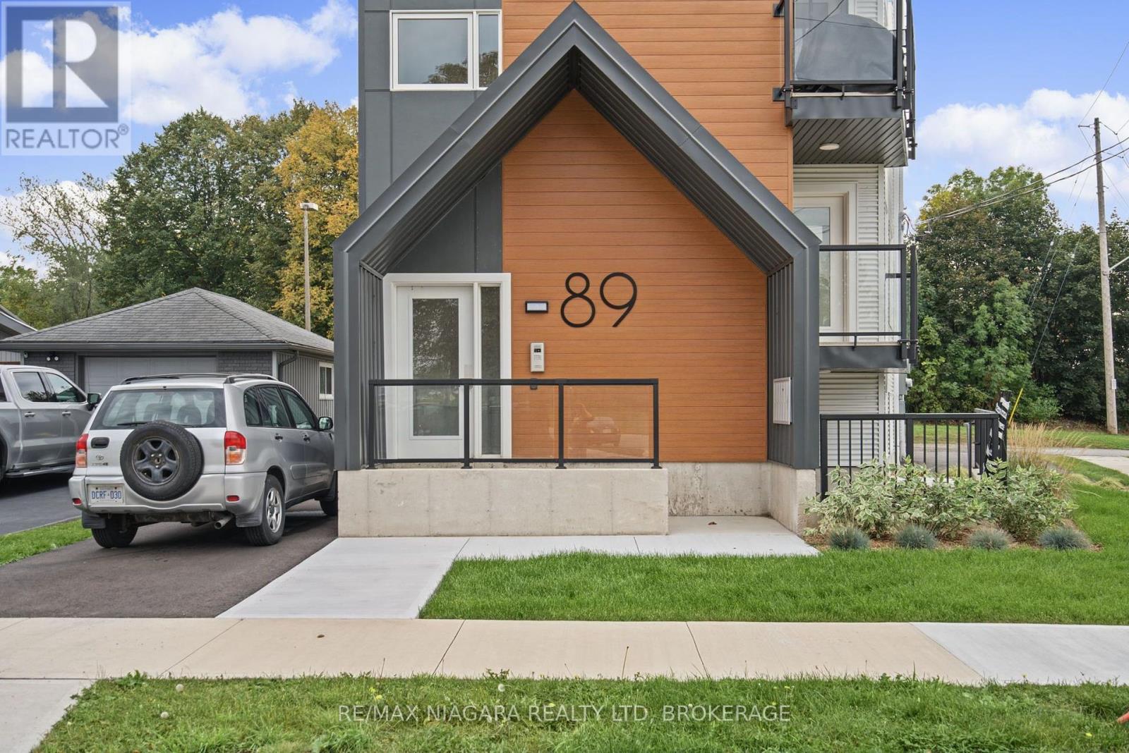 89 Sixth Street, Welland, Ontario  L3B 5A7 - Photo 2 - X14031176