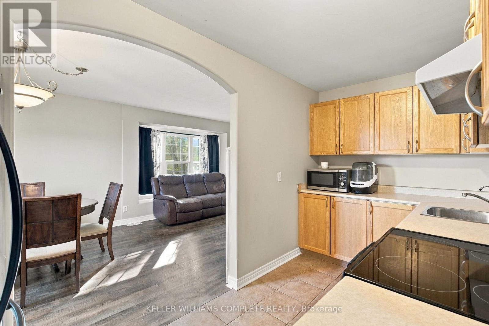 61 Prospect Point Road N, Fort Erie, Ontario  L0S 1N0 - Photo 13 - X14031842