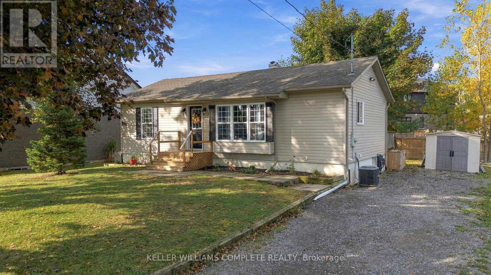 61 Prospect Point Road N, Fort Erie, Ontario  L0S 1N0 - Photo 2 - X14031842