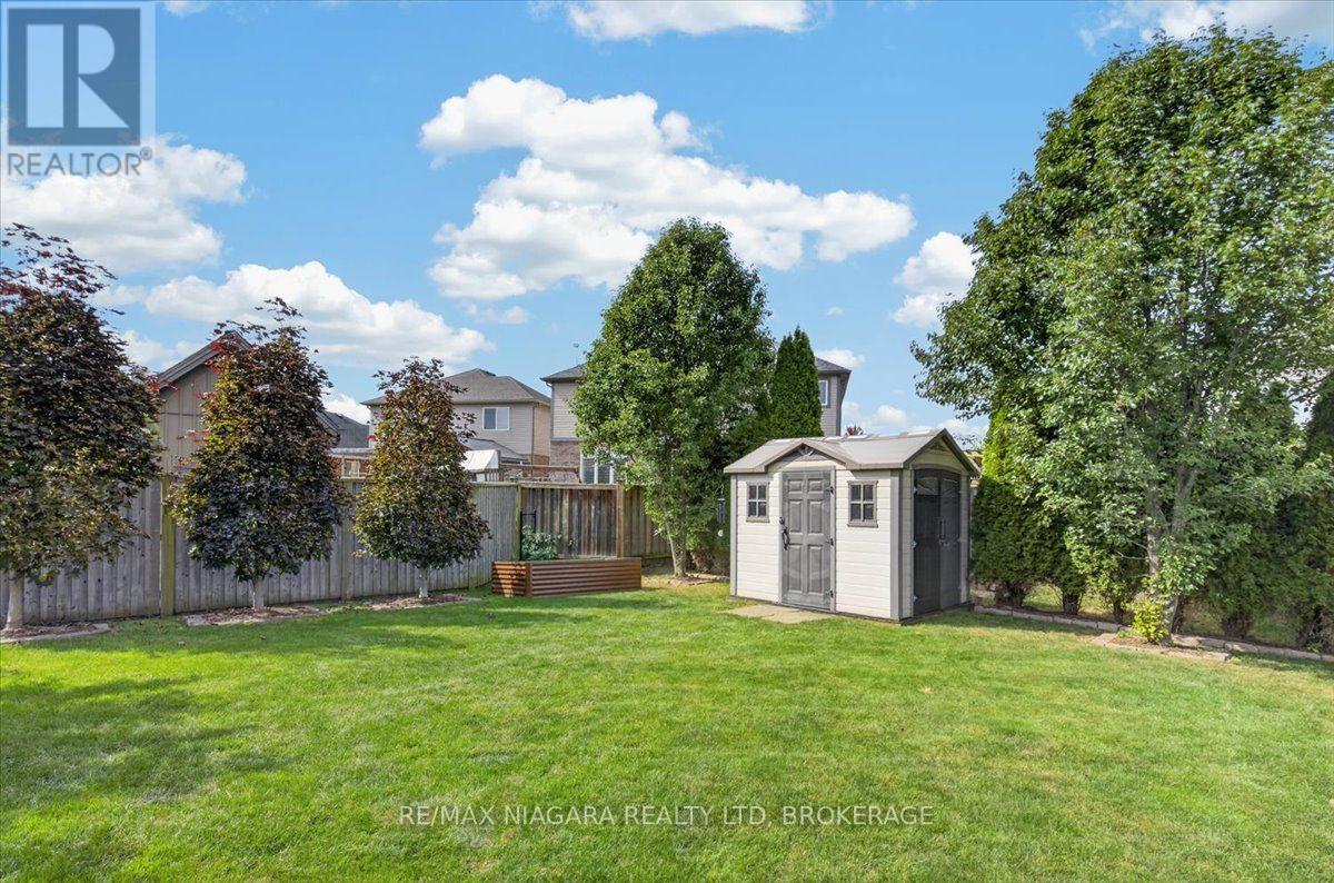 48 Falcon Drive, Welland, Ontario  L3C 0B2 - Photo 9 - X14032072