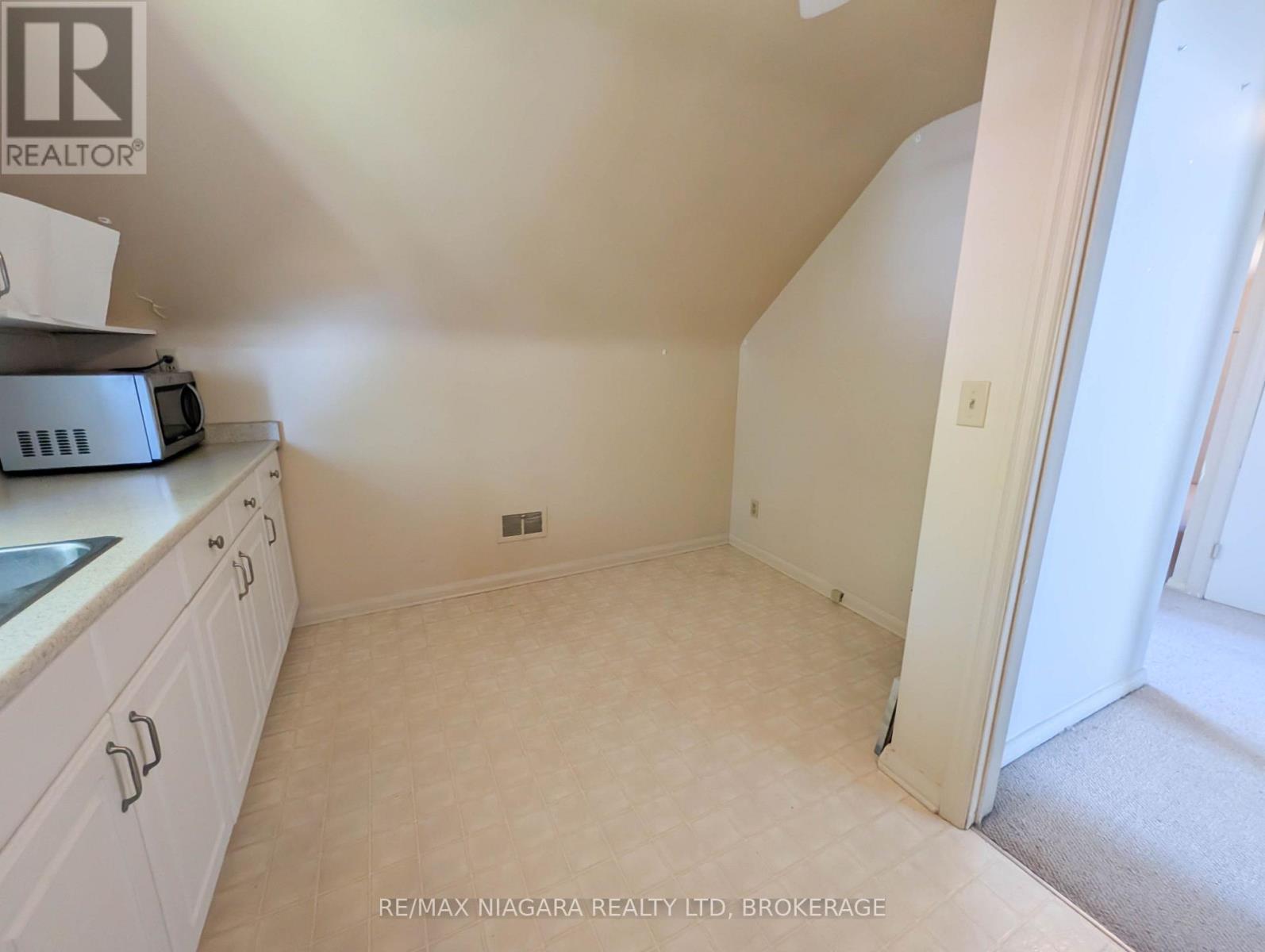 106 Haig Street, St. Catharines, Ontario  L2R 6L2 - Photo 17 - X14032142