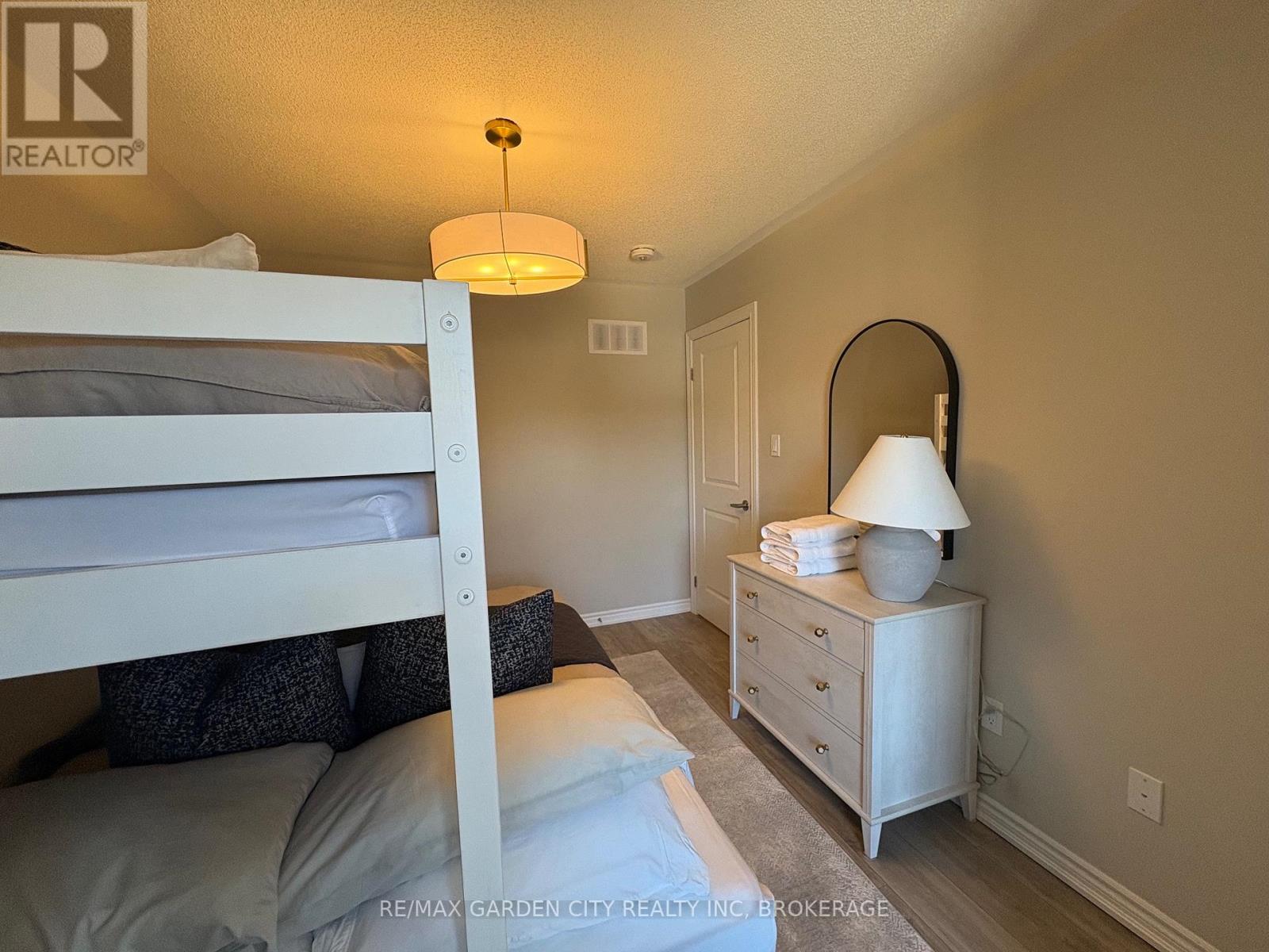 7460 Baycrest Common, Niagara Falls, Ontario  L2G 7V7 - Photo 32 - X14032784