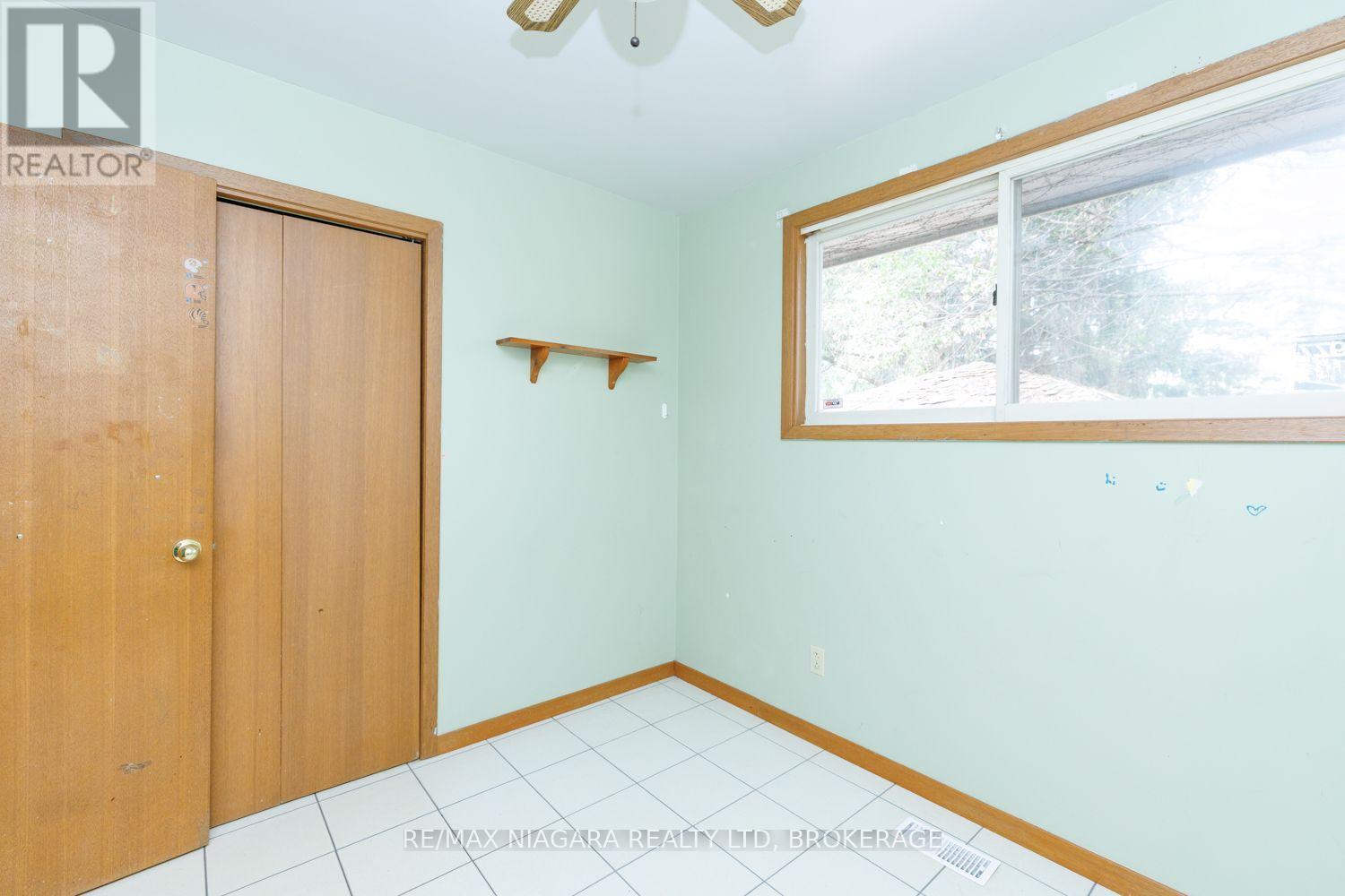 4344 Pettit Avenue, Niagara Falls, Ontario  L2E 6K8 - Photo 13 - X14033666