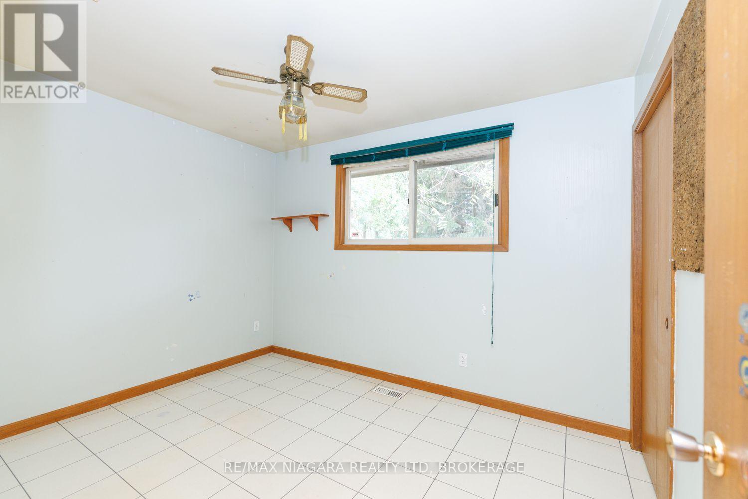 4344 Pettit Avenue, Niagara Falls, Ontario  L2E 6K8 - Photo 14 - X14033666