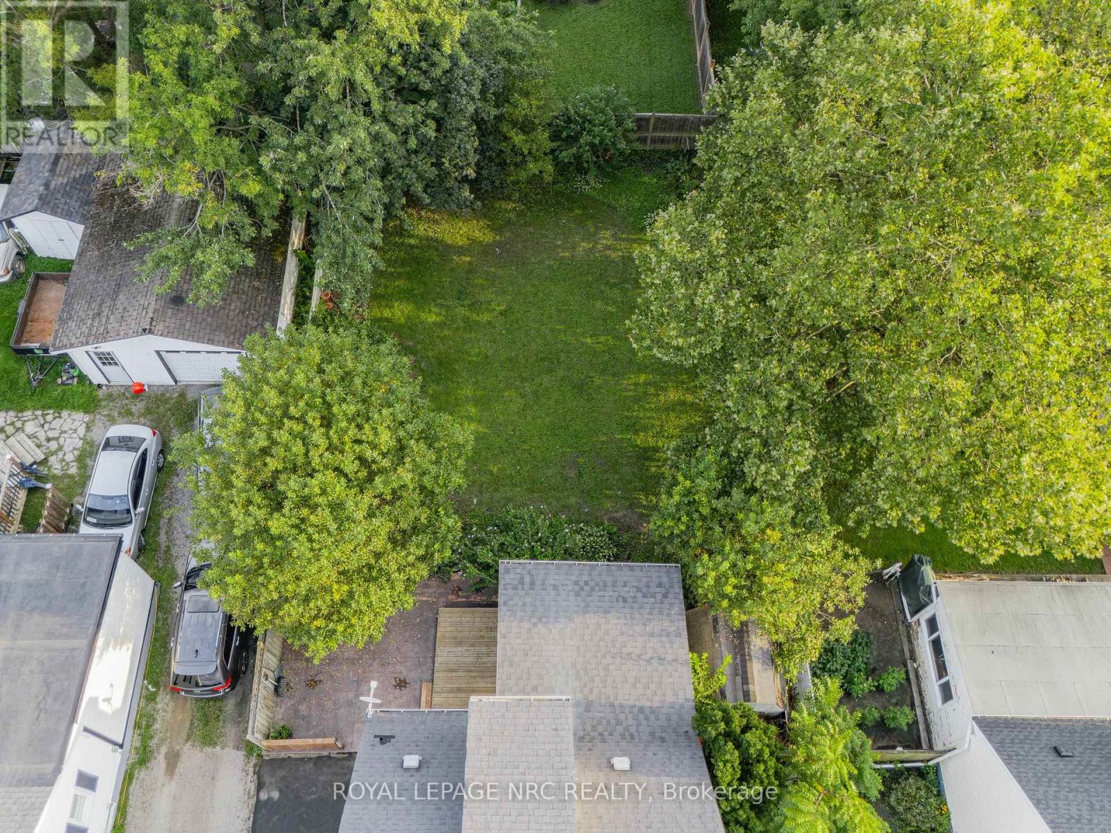 12 Admiral Road, St. Catharines, Ontario  L2P 1G5 - Photo 43 - X14034460