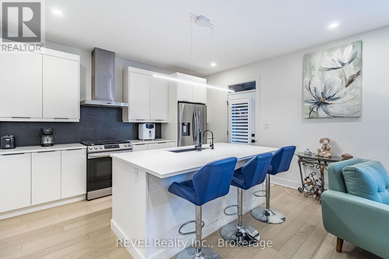 18 Princeton Common Street, St. Catharines, Ontario  L2N 0B7 - Photo 12 - X14080230