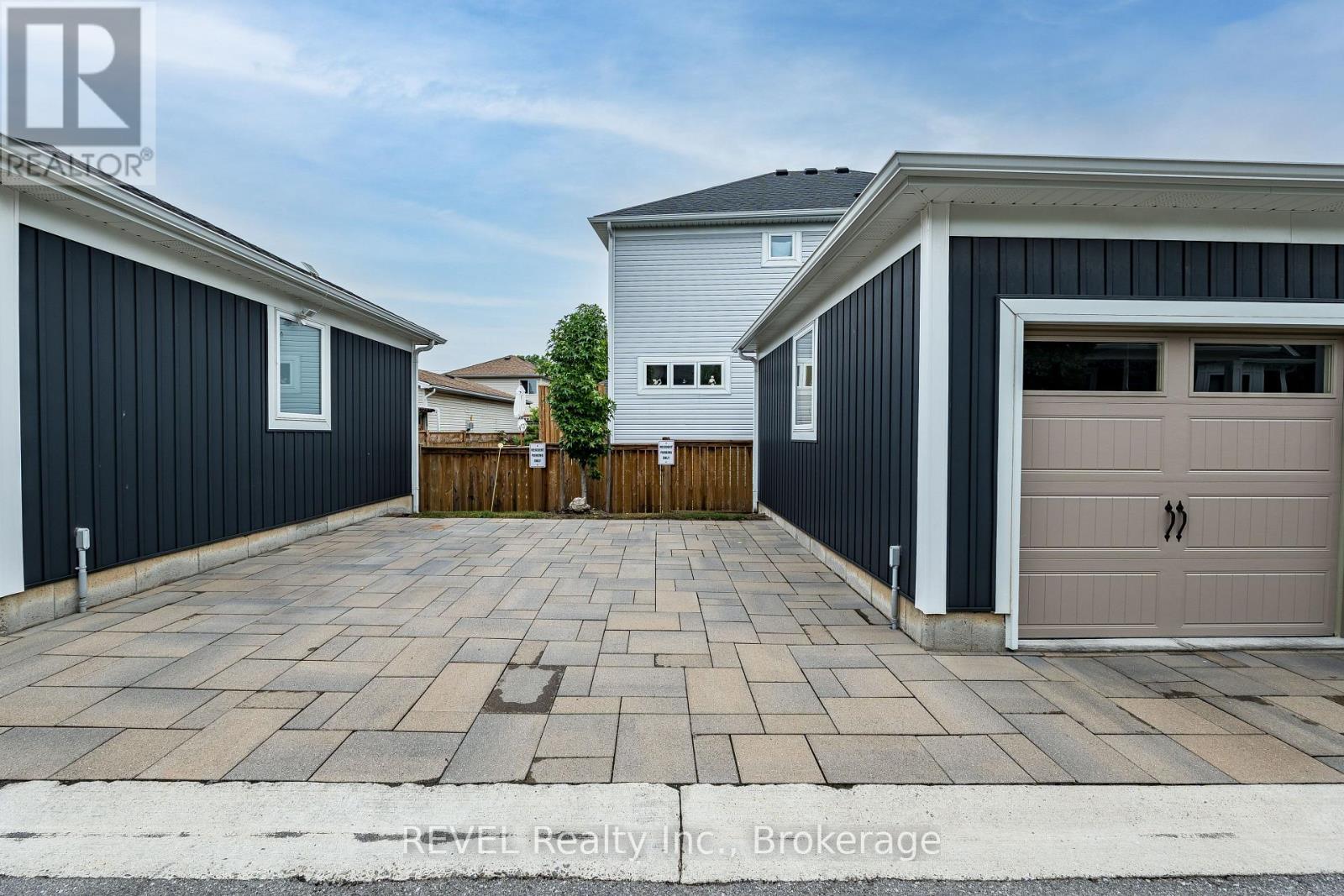 18 Princeton Common Street, St. Catharines, Ontario  L2N 0B7 - Photo 47 - X14080230