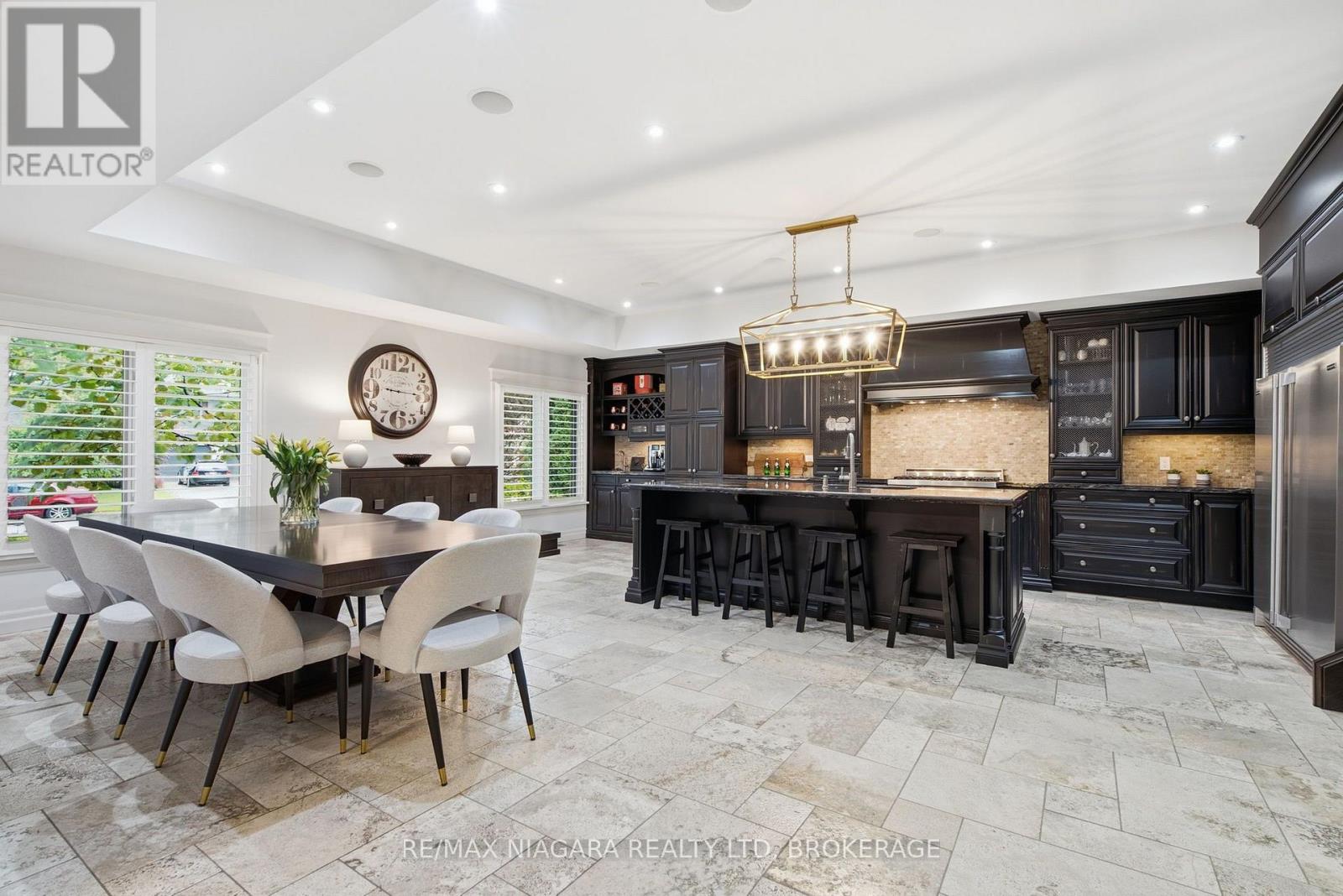 13 Royal Henley Boulevard, St. Catharines, Ontario  L2N 4R7 - Photo 5 - X14080586