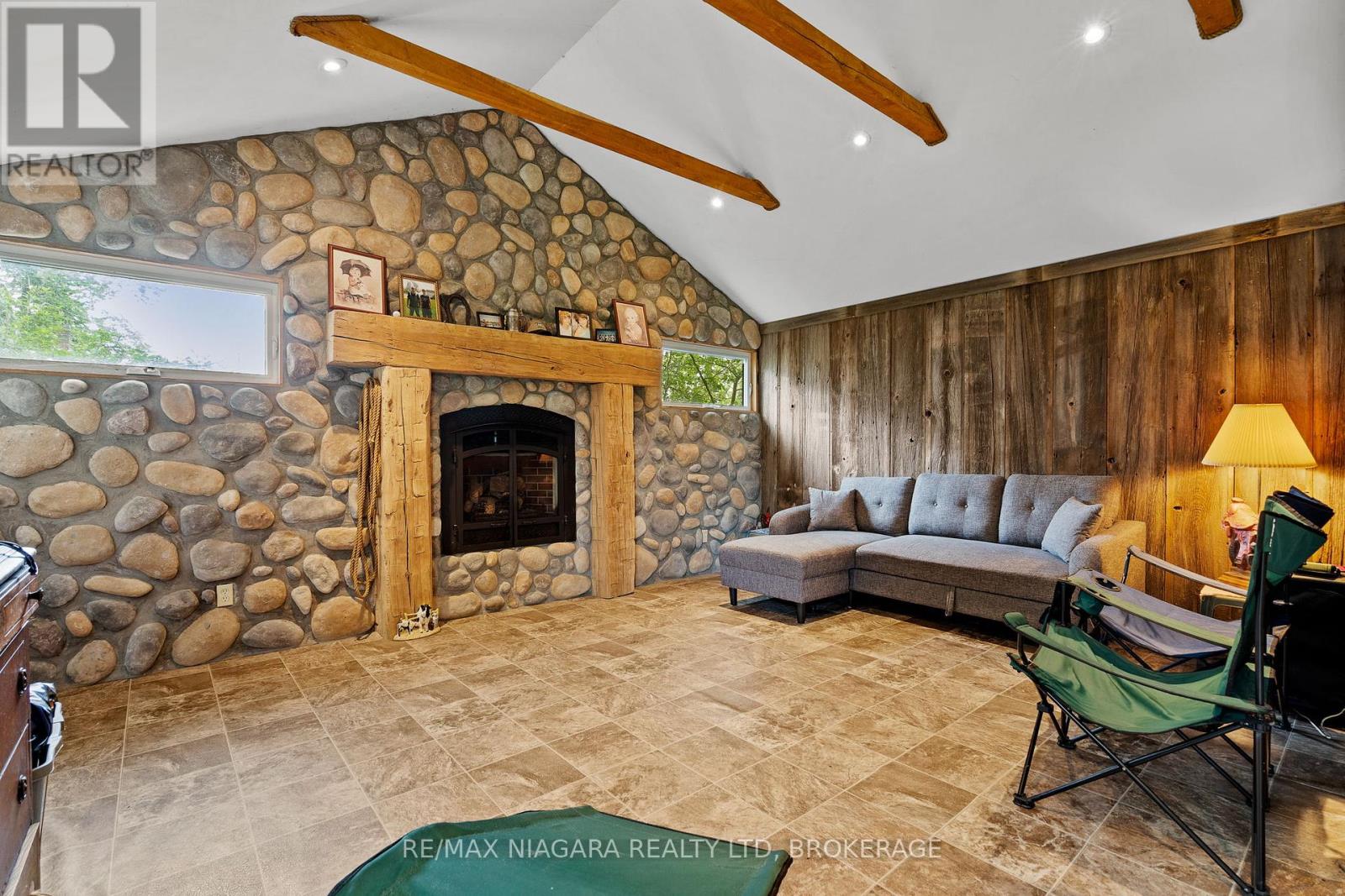 12213 Lakeshore Road, Wainfleet, Ontario  L0S 1V0 - Photo 6 - X14080680