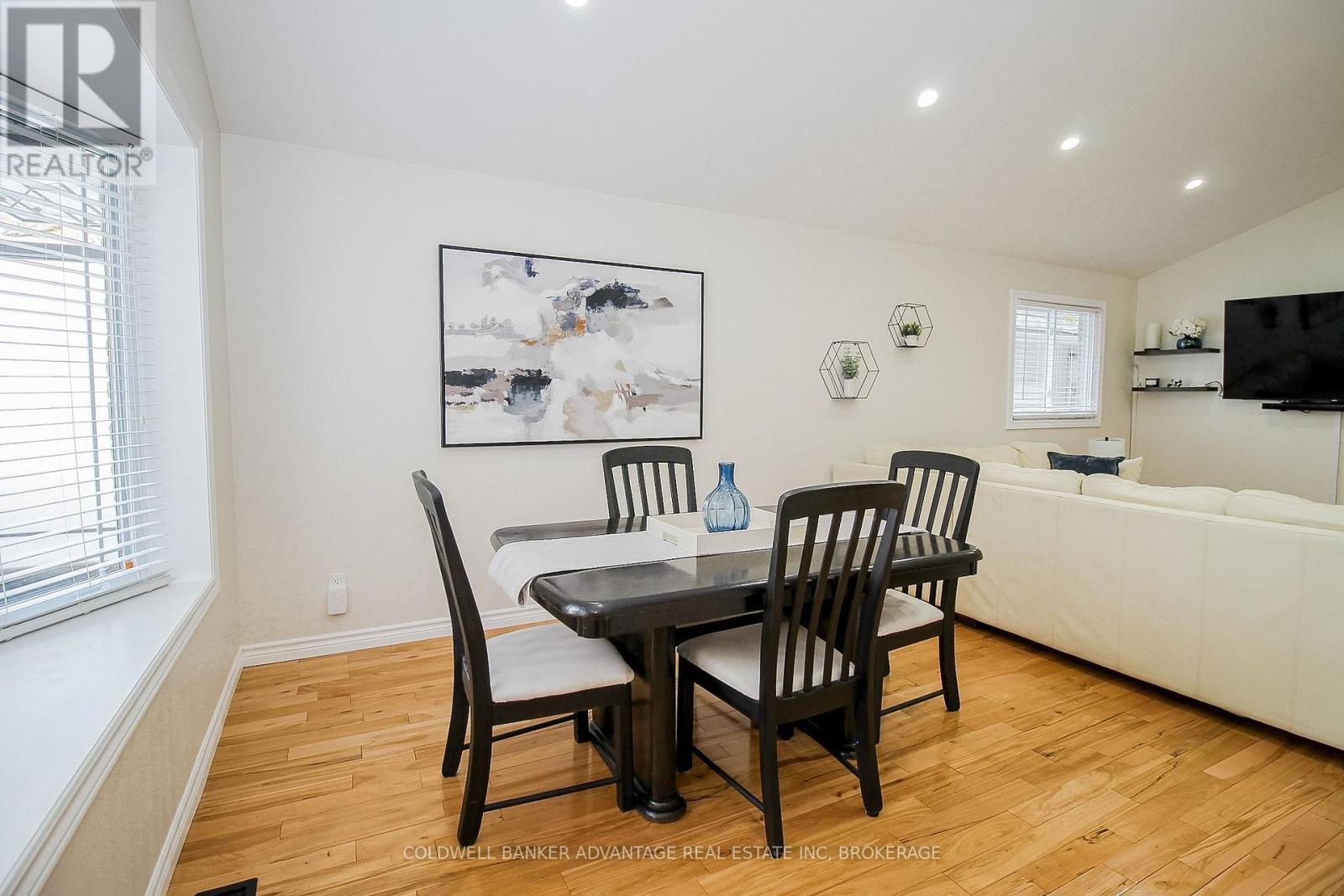 11 Fallingbrook Drive, Pelham, Ontario  L3E 0E4 - Photo 13 - X14081052