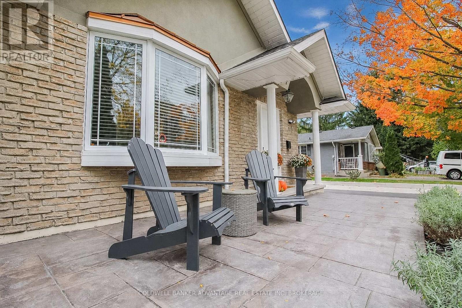 11 Fallingbrook Drive, Pelham, Ontario  L3E 0E4 - Photo 3 - X14081052