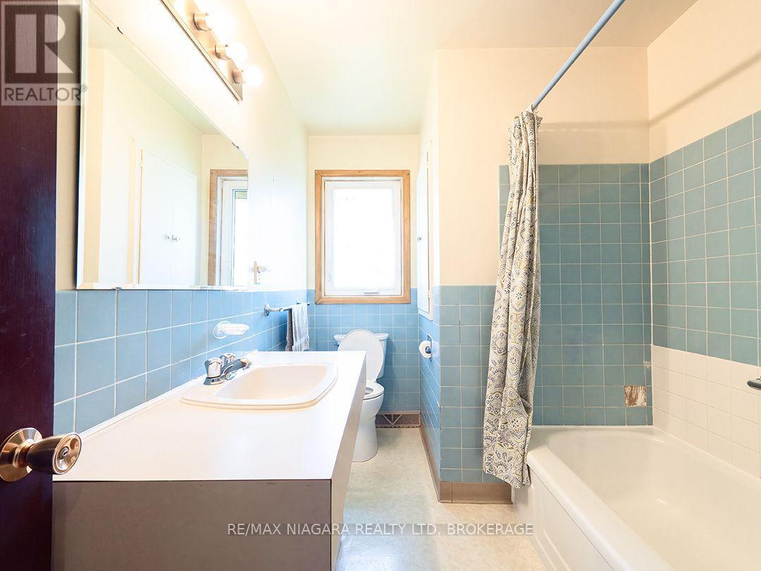 109 Hampton Avenue, Port Colborne, Ontario  L3K 5R9 - Photo 18 - X14081516