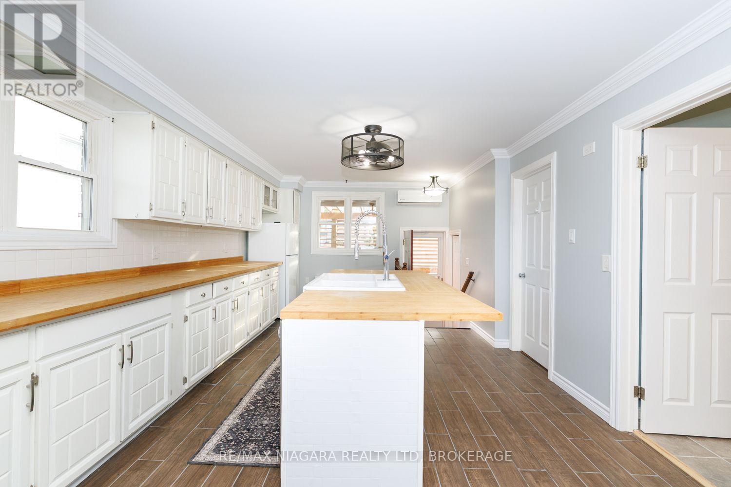 210 Taylor Street, Thorold, Ontario  L2V 1C3 - Photo 11 - X14081594