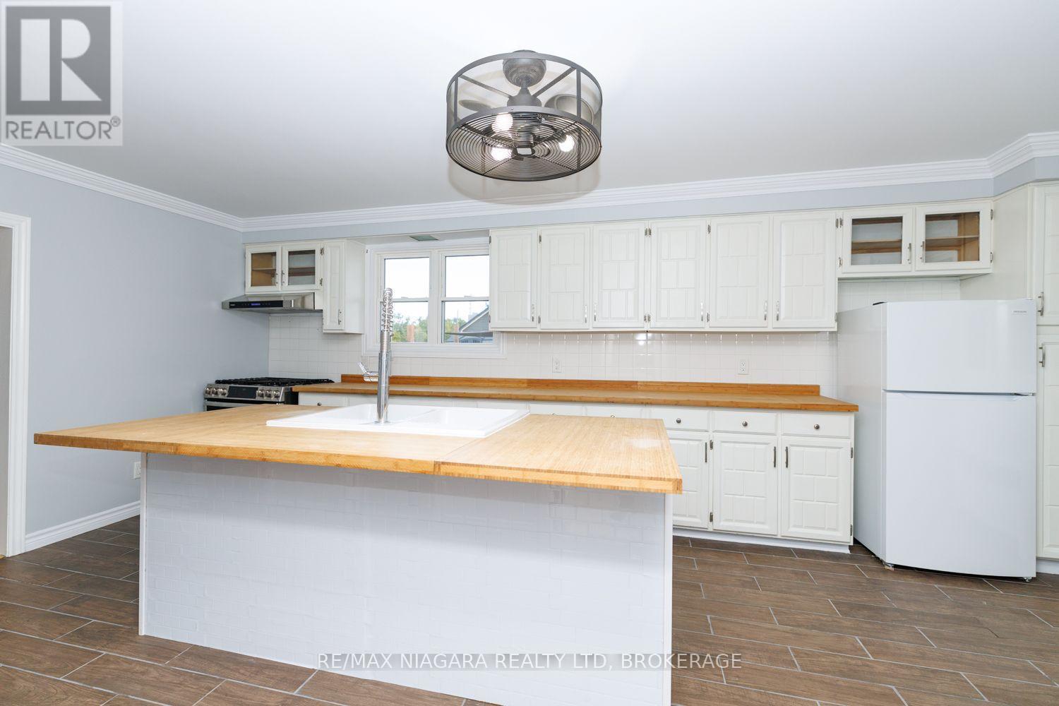 210 Taylor Street, Thorold, Ontario  L2V 1C3 - Photo 12 - X14081594