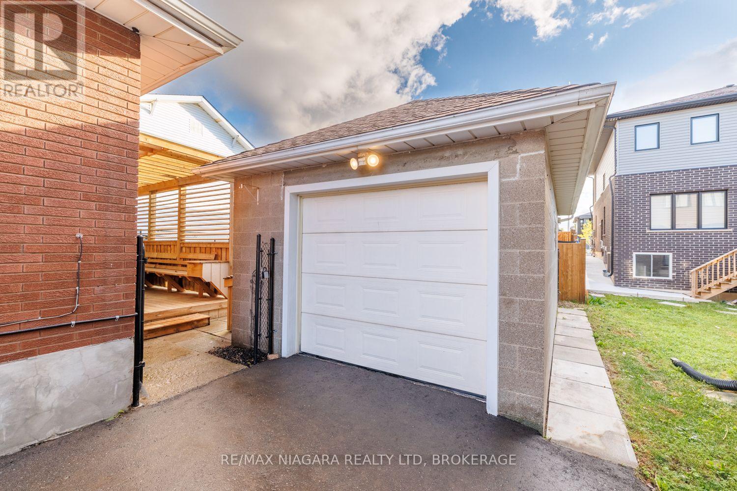 210 Taylor Street, Thorold, Ontario  L2V 1C3 - Photo 32 - X14081594
