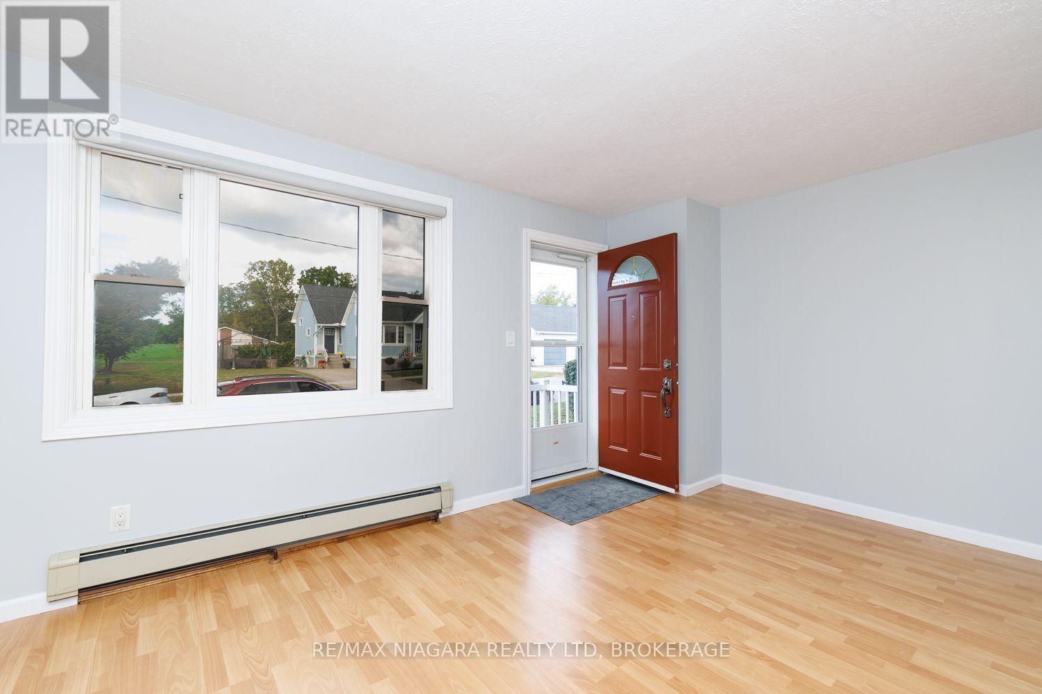 210 Taylor Street, Thorold, Ontario  L2V 1C3 - Photo 7 - X14081594
