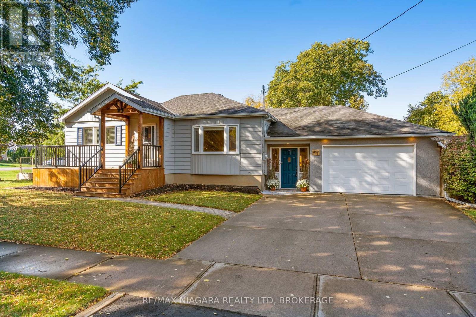9 GHENT STREET, St. Catharines, Ontario