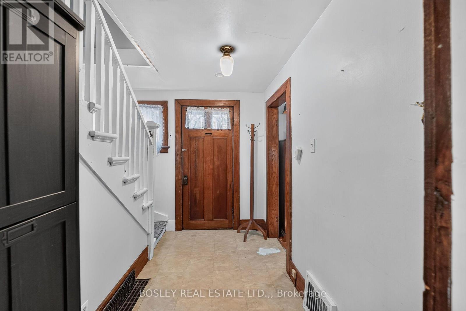 785 Hillsdale Avenue, Burlington, Ontario  L7T 1L3 - Photo 6 - W14083016