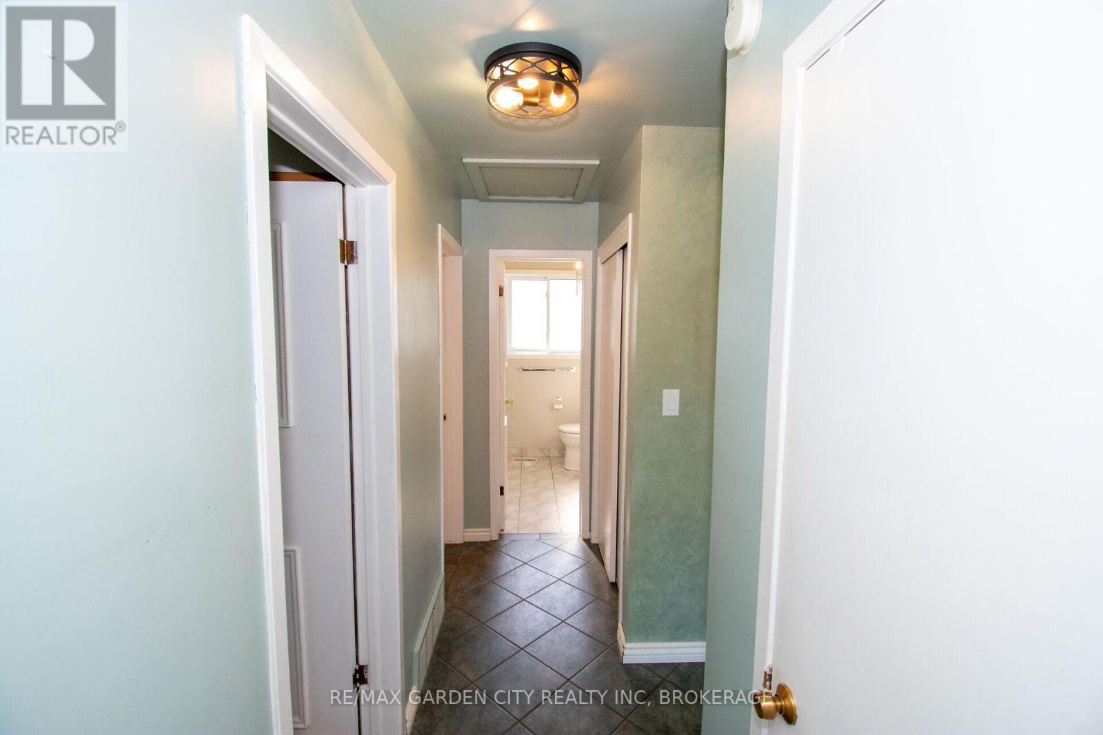 15 Karen Crescent, Grimsby, Ontario  L3M 2E3 - Photo 20 - X14084666