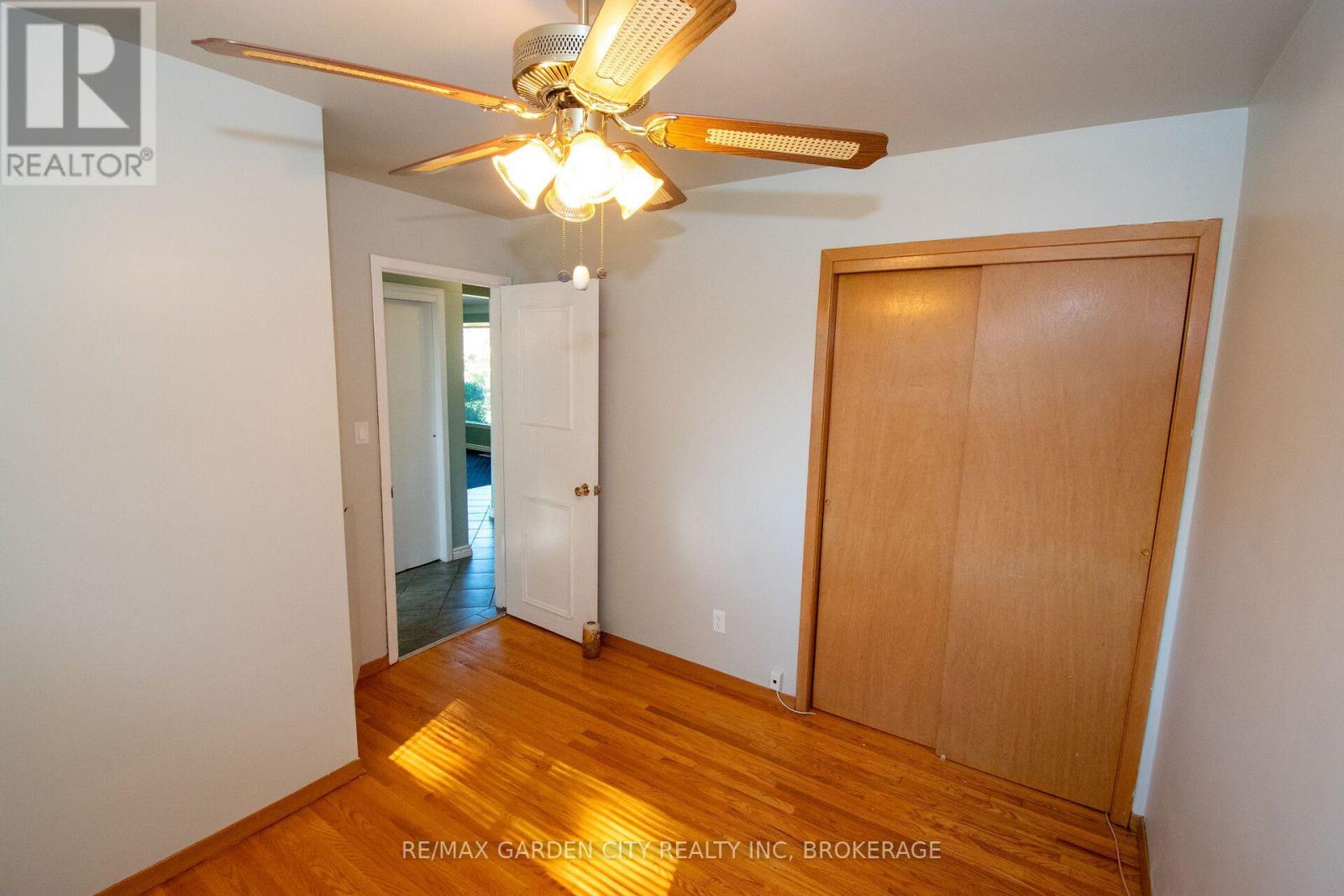15 Karen Crescent, Grimsby, Ontario  L3M 2E3 - Photo 27 - X14084666