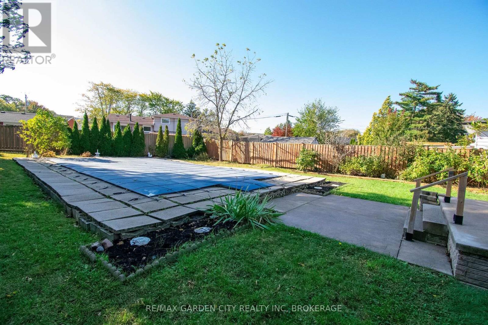 15 Karen Crescent, Grimsby, Ontario  L3M 2E3 - Photo 46 - X14084666