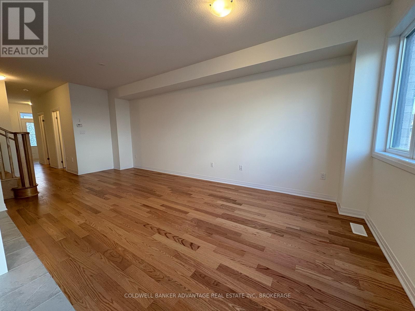 216 Port Crescent, Welland, Ontario  L3B 0N2 - Photo 4 - X14084722