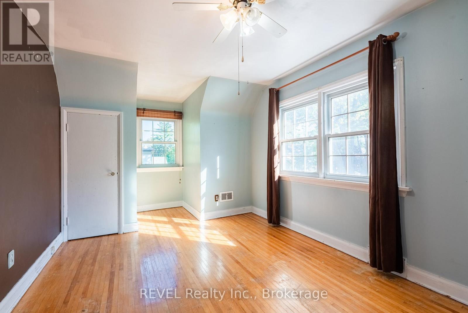 7044 Leeming Street, Niagara Falls, Ontario  L2G 1L3 - Photo 29 - X14085406
