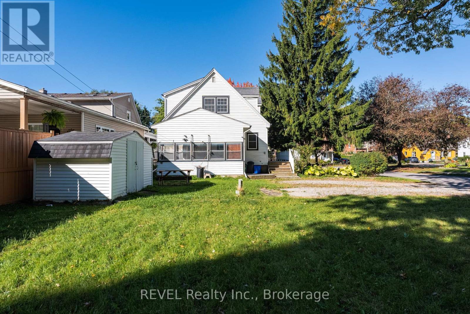 7044 Leeming Street, Niagara Falls, Ontario  L2G 1L3 - Photo 47 - X14085406