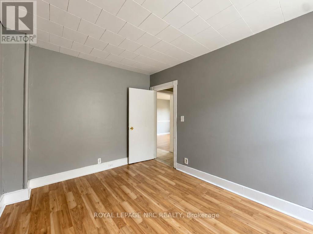 255 Jarvis Street, Fort Erie, Ontario  L2A 2S7 - Photo 11 - X14085676